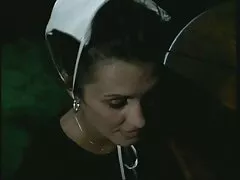 دختر فیلم سکس کردن زن و مرد آبدار تسلیم پدربزرگ و دوست پسر می شود