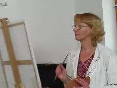 عوضی بزرگ در لباس زیر روی کلاه آبدار پسرانه فیلم های سکس زن و مرد می پرد