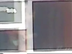 جوجه ناز دوست کیرزن توکون مرد دارد سوار خروس بزرگ شود