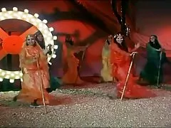 دانش آموزان دختر از یک معلم فیلم سکسی مرد سیاه زن سفید نوجوان می پرسند