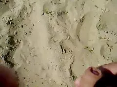 زن لاغر پذیرفت که با یک دستگاه بزرگ فیلم سکس دو مرد ویک زن به مقعد پیوند شود