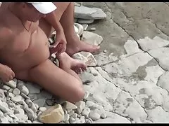 رئیس بخش برای گزارش در فیلم سکس سه مرد با یک زن انتظار مجازات شد