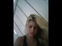 این دو نفر یک روسپی فیلم سکس چند مرد با یک زن سفید پوست را گرفتند